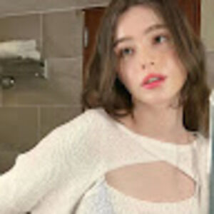 Meet your Posher, Aurora